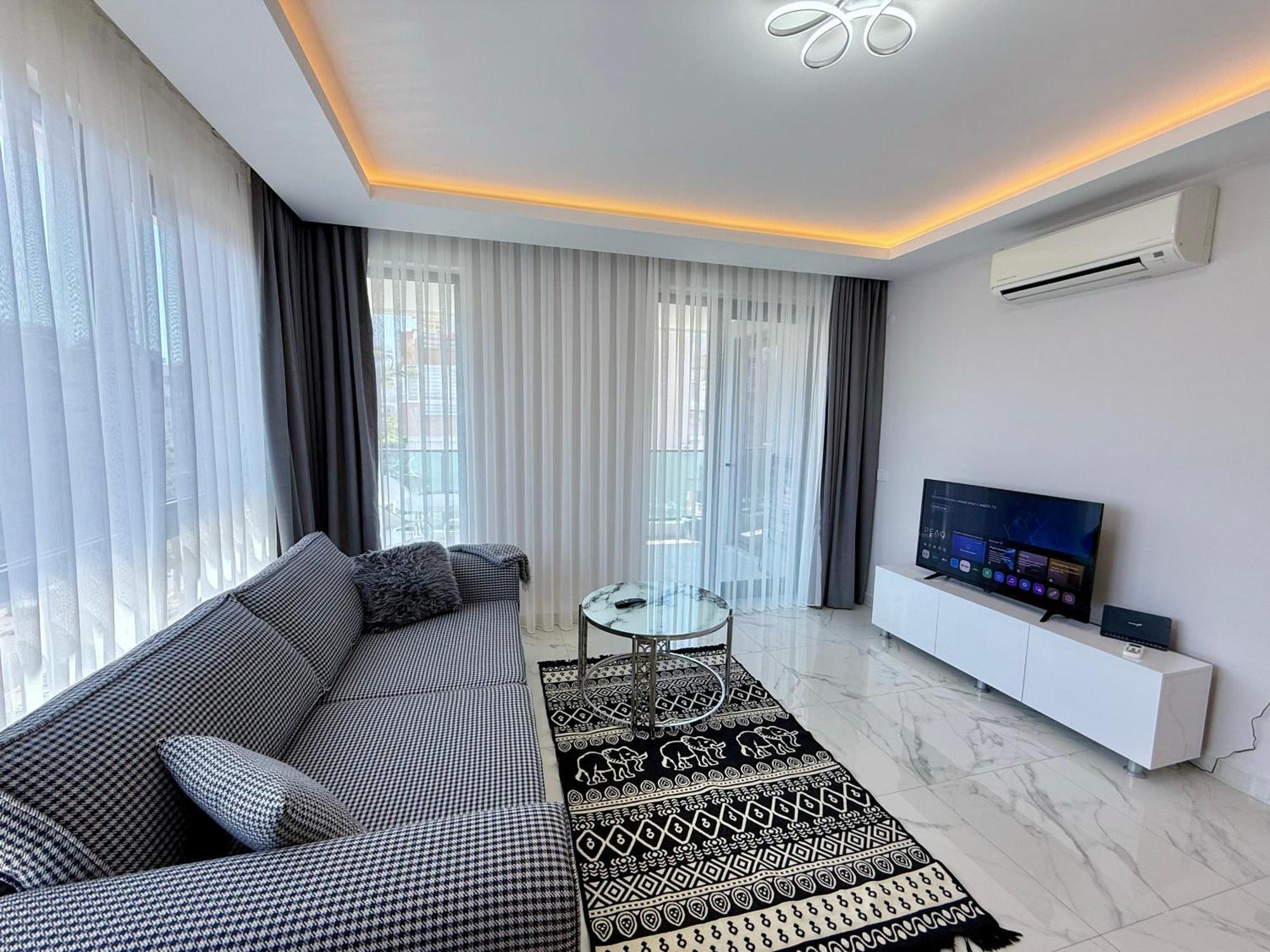 Apartment Sa Apartments! 150m To The Cleopatra