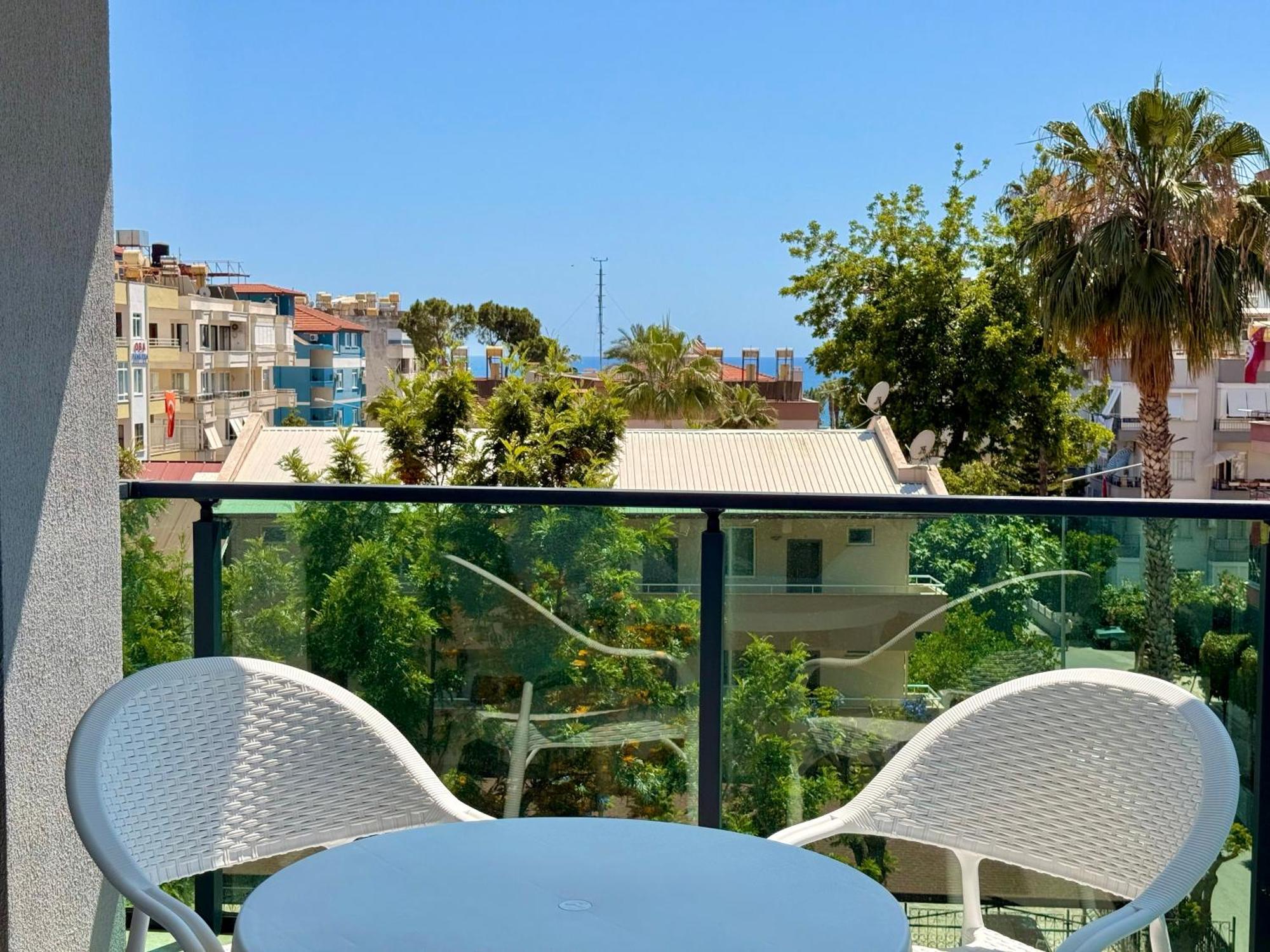 Sa Apartments! 150m To The Cleopatra Apartment *