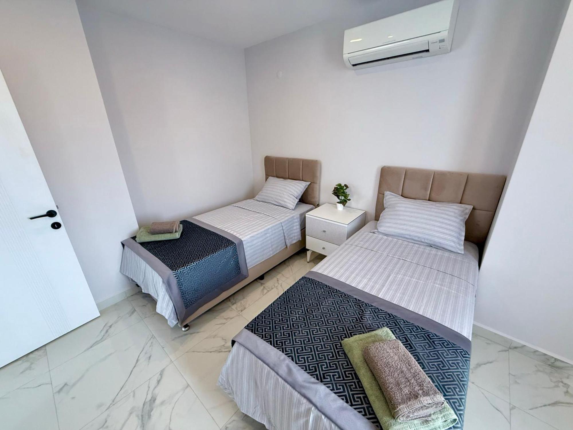 Sa Apartments! 150m To The Cleopatra Apartment